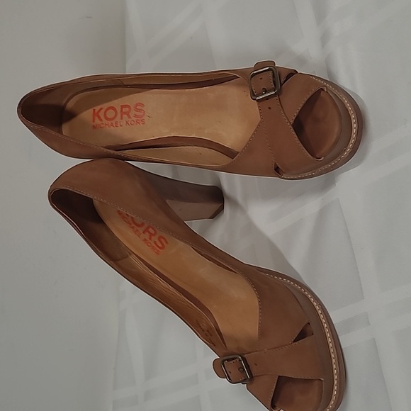 Kors Michael Kors Women's Peep Toe Heels - Picture 2 of 11